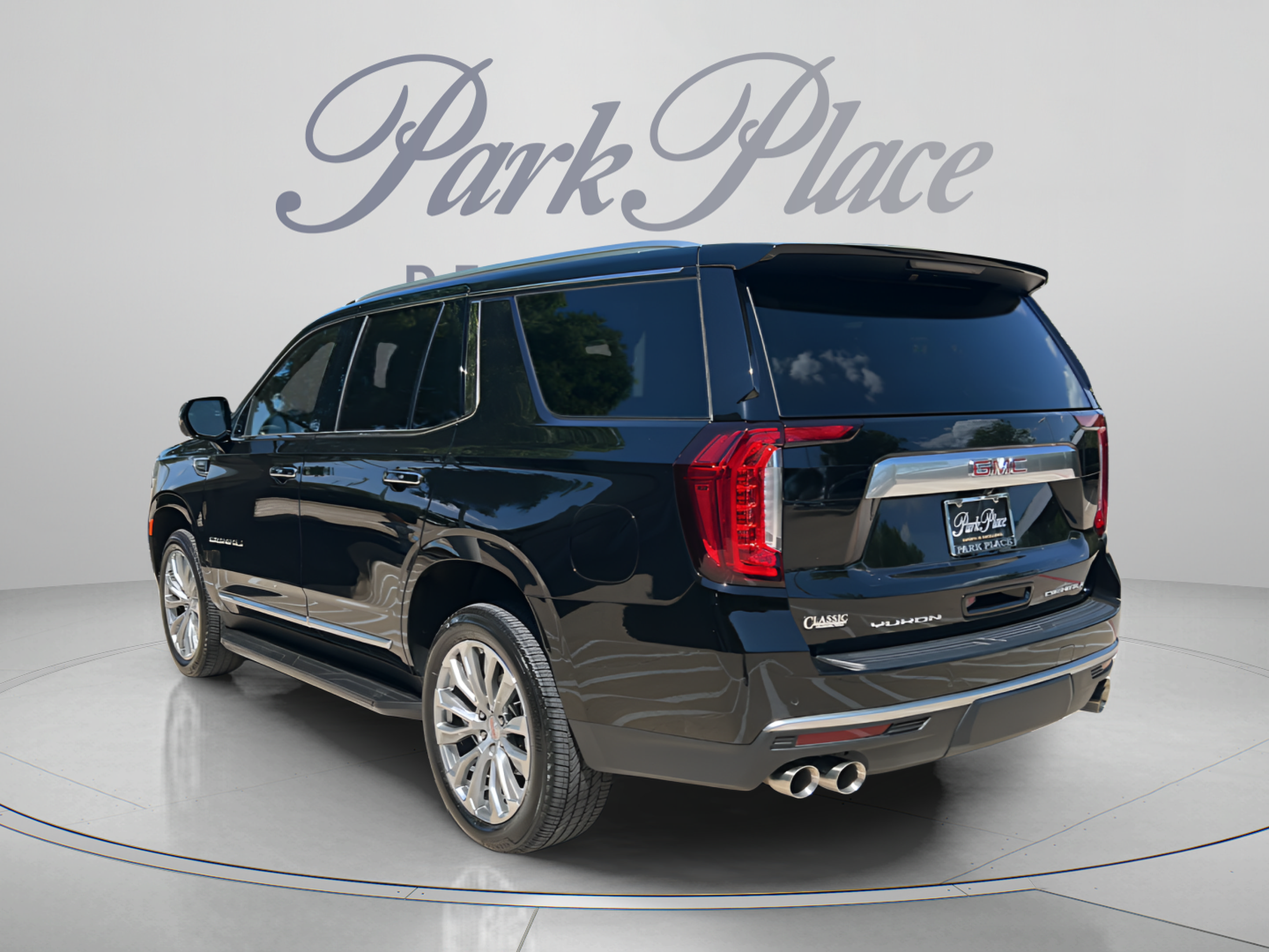 Used 2024 GMC Yukon Denali w/ Max Trailering Package RWD image 3