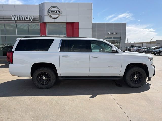 Used 2019 Chevrolet Suburban LT image 8