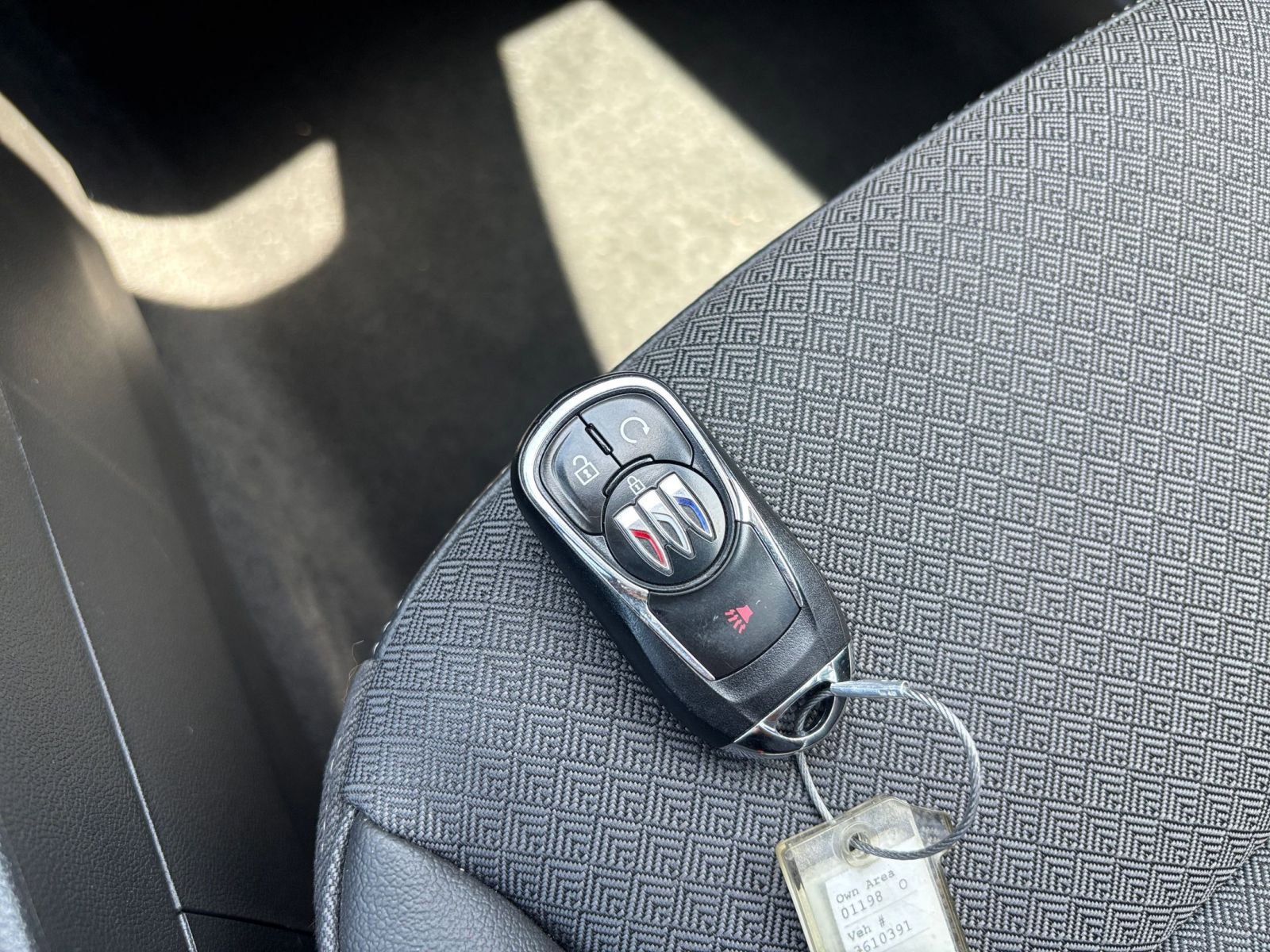 Used 2025 Buick Encore GX Preferred FWD image 21