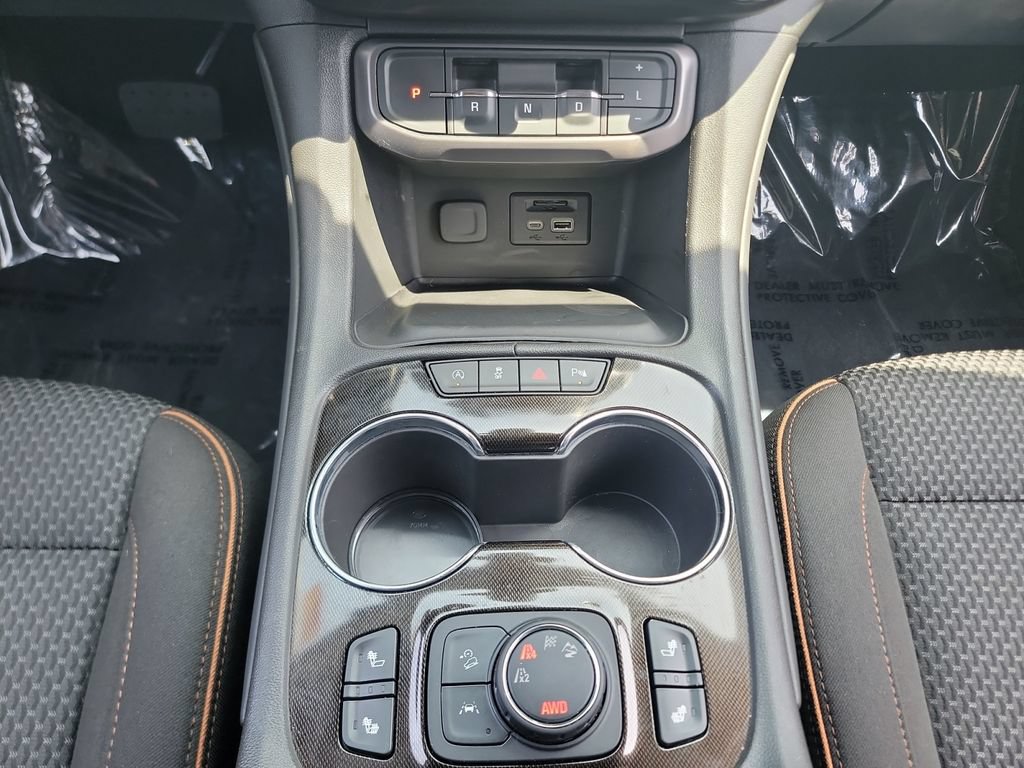 Used 2023 GMC Acadia AT4 AWD/4WD image 11