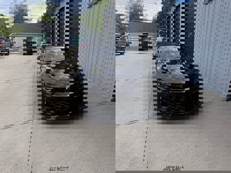 Used 2023 Chevrolet Camaro ZL1 RWD image 32