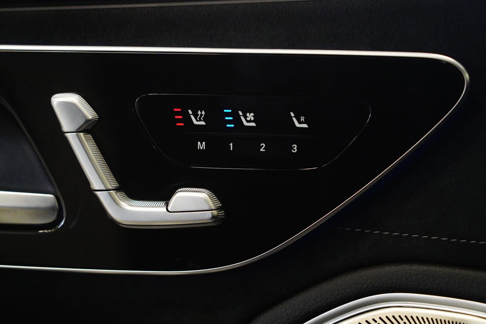 Used 2024 Mercedes-Benz EQS AMG AMG EQS image 31