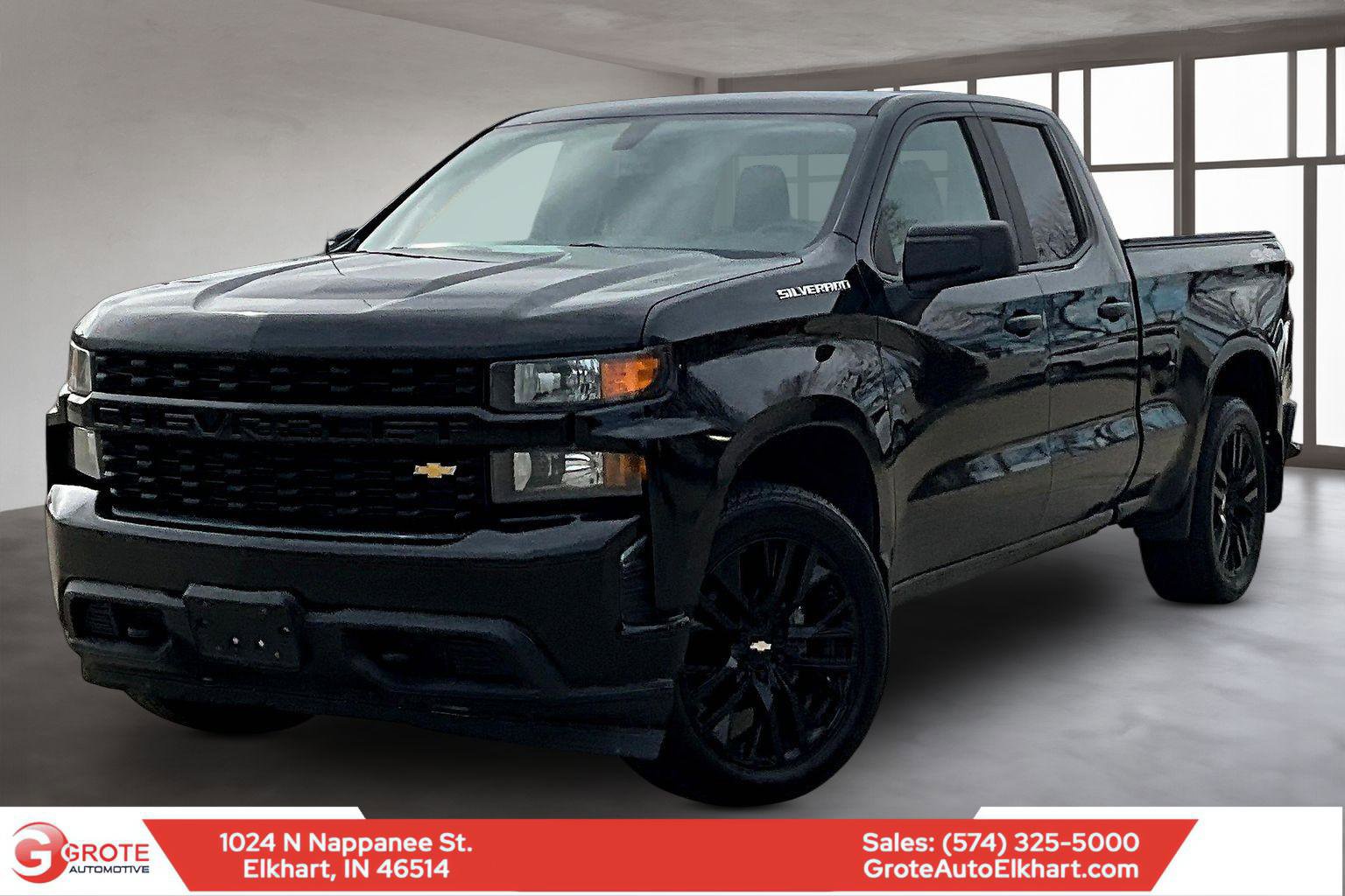 Used 2019 Chevrolet Silverado 1500 Custom w/ Trailering Package image 1