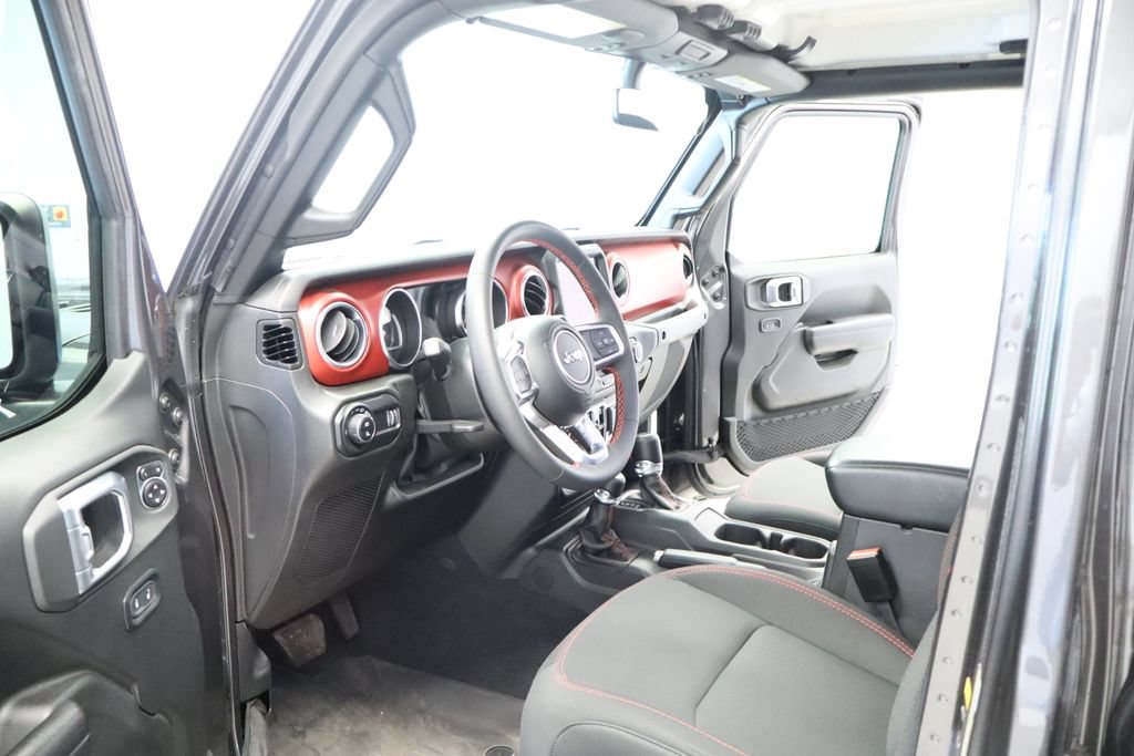 Used 2023 Jeep Gladiator Rubicon w/ Cold Weather Group AWD/4WD image 28