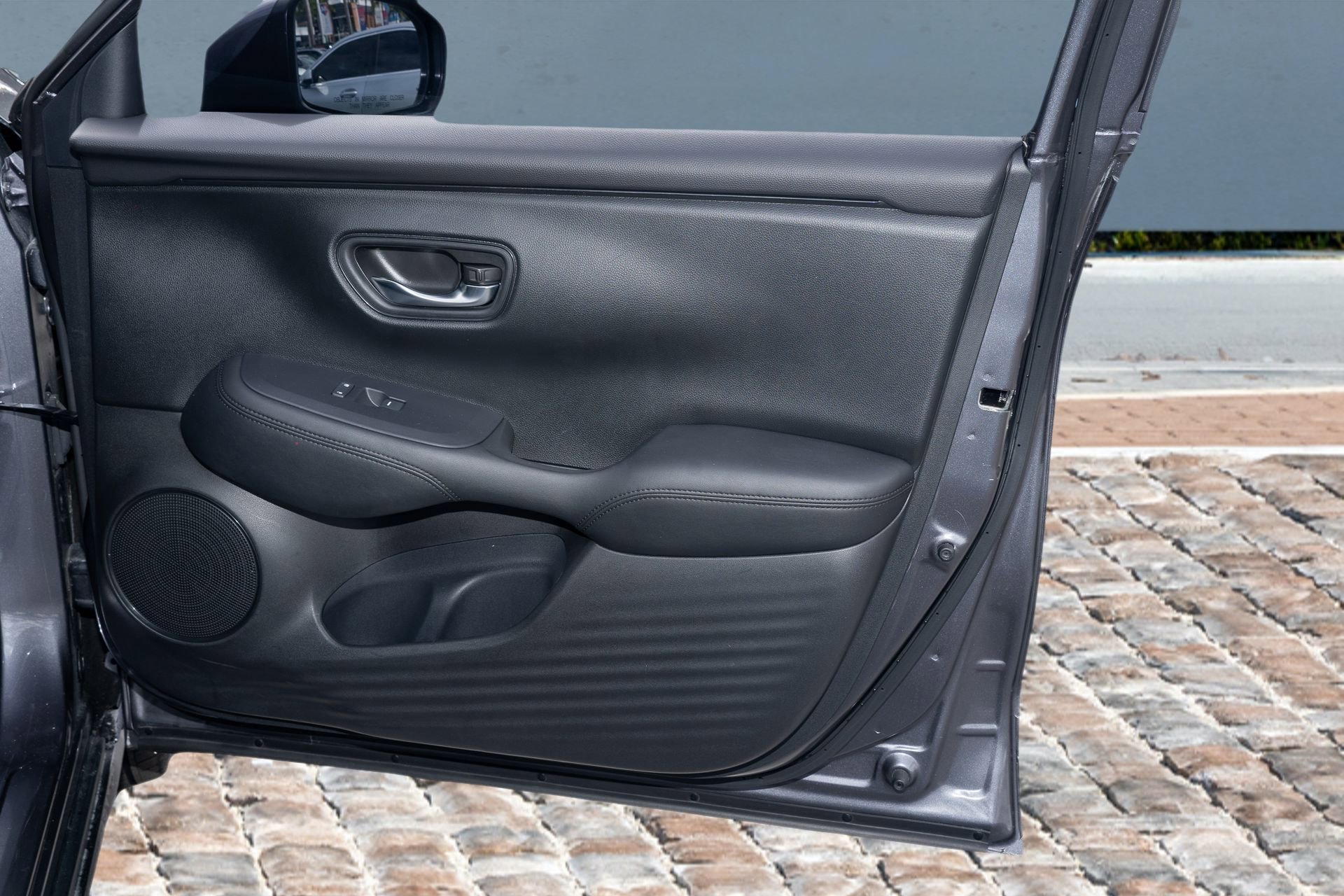 Certified 2023 Honda HR-V LX image 13