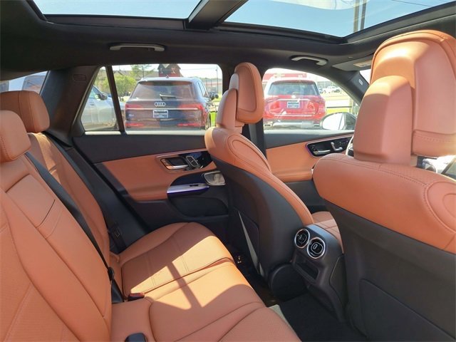 New 2025 Mercedes-Benz GLC 300 4MATIC image 8