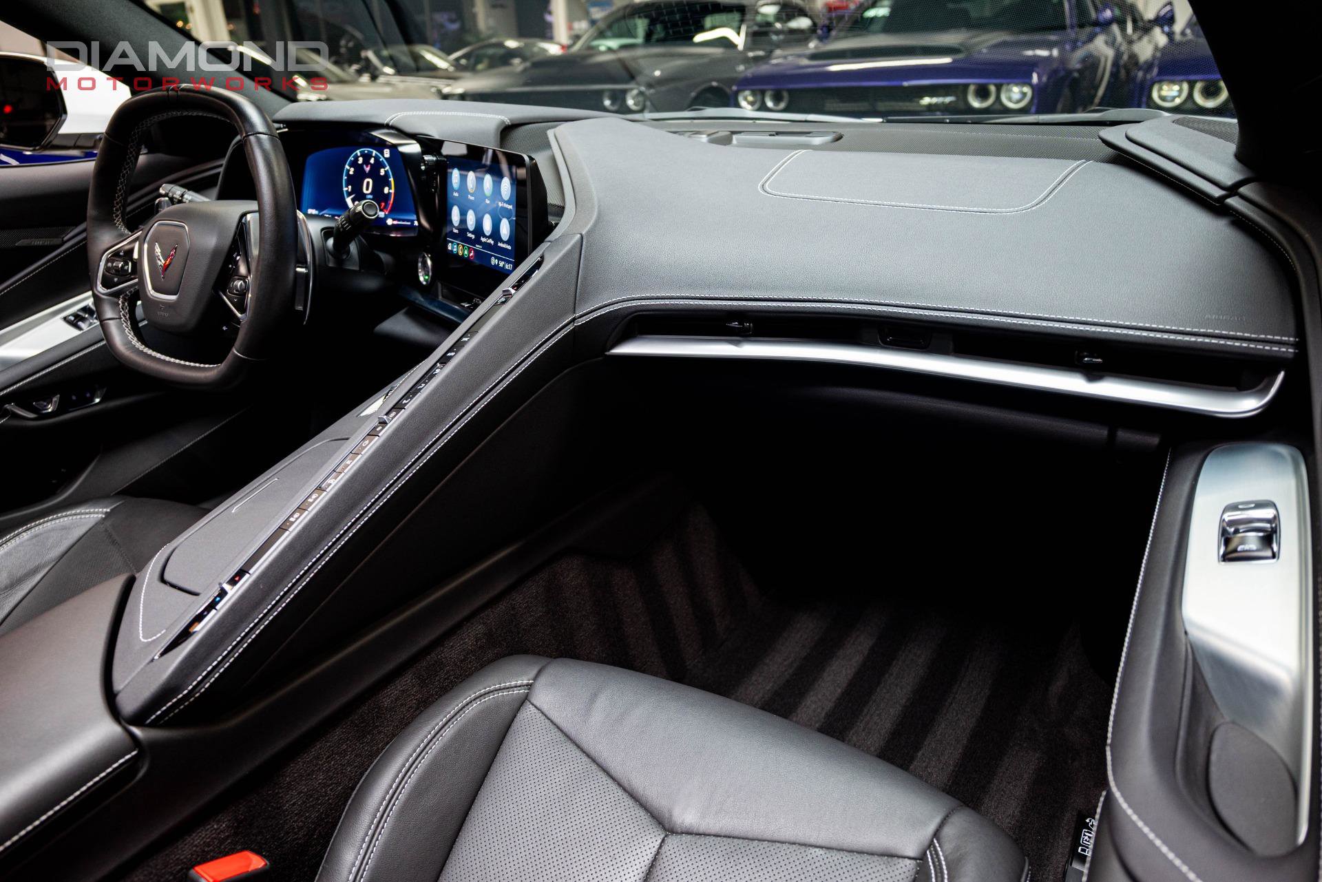 Used 2022 Chevrolet Corvette Stingray Coupe w/ Z51 Performance Package RWD image 99