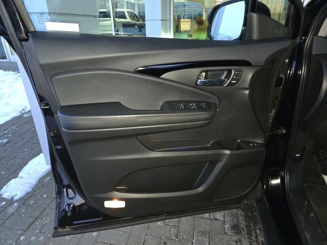 Used 2022 Honda Pilot Touring image 22