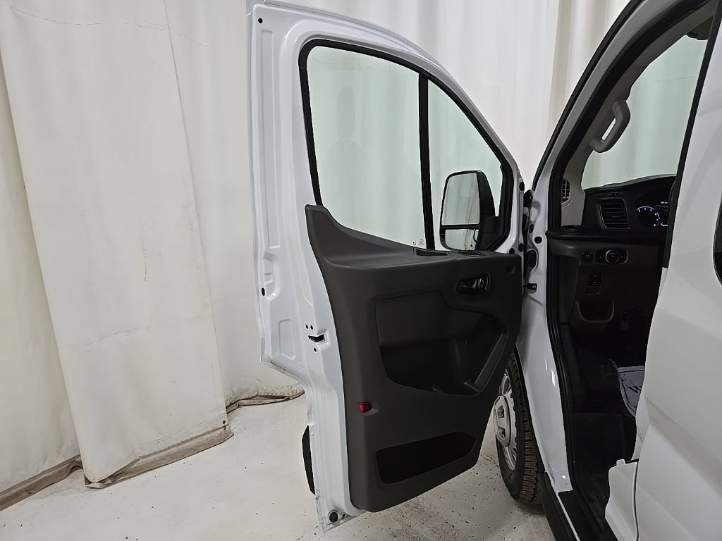 Used 2024 Ford Transit 350 XL AWD/4WD image 28