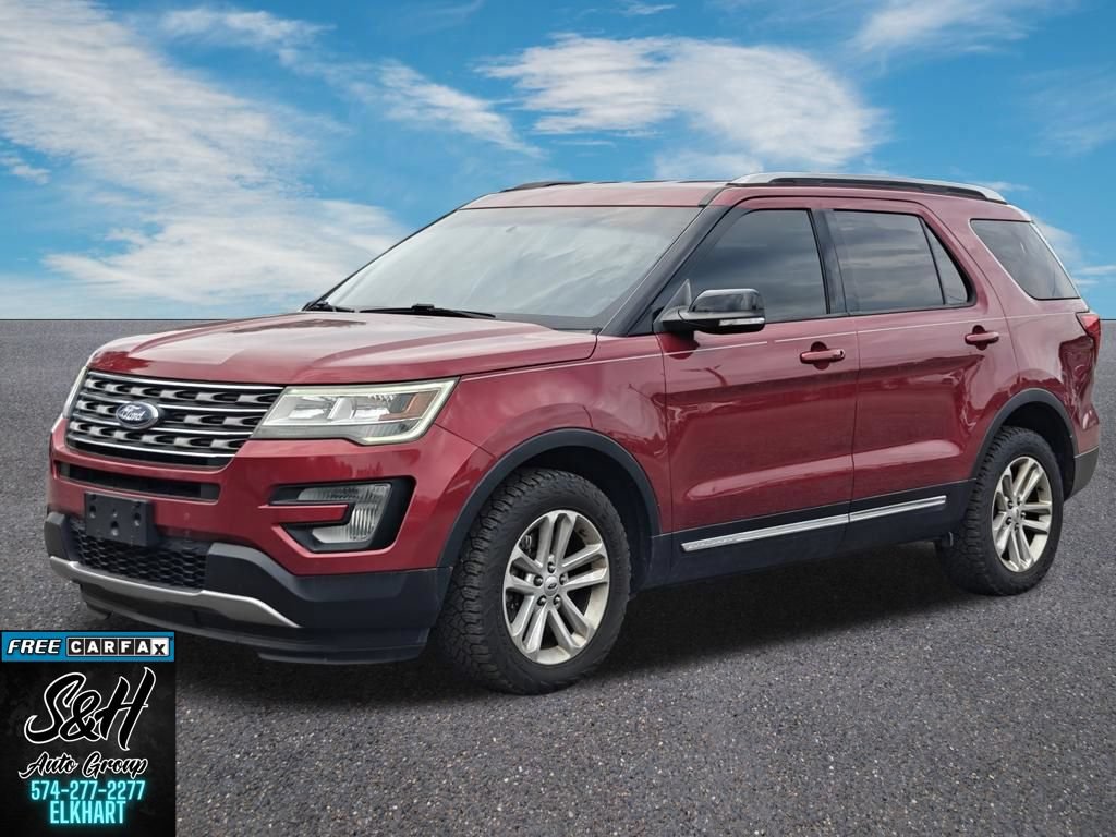 Used 2017 Ford Explorer XLT w/ Equipment Group 201A FWD image 12
