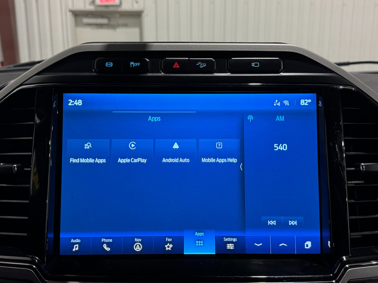 Used 2022 Ford F250 Lariat w/ Chrome Package image 41