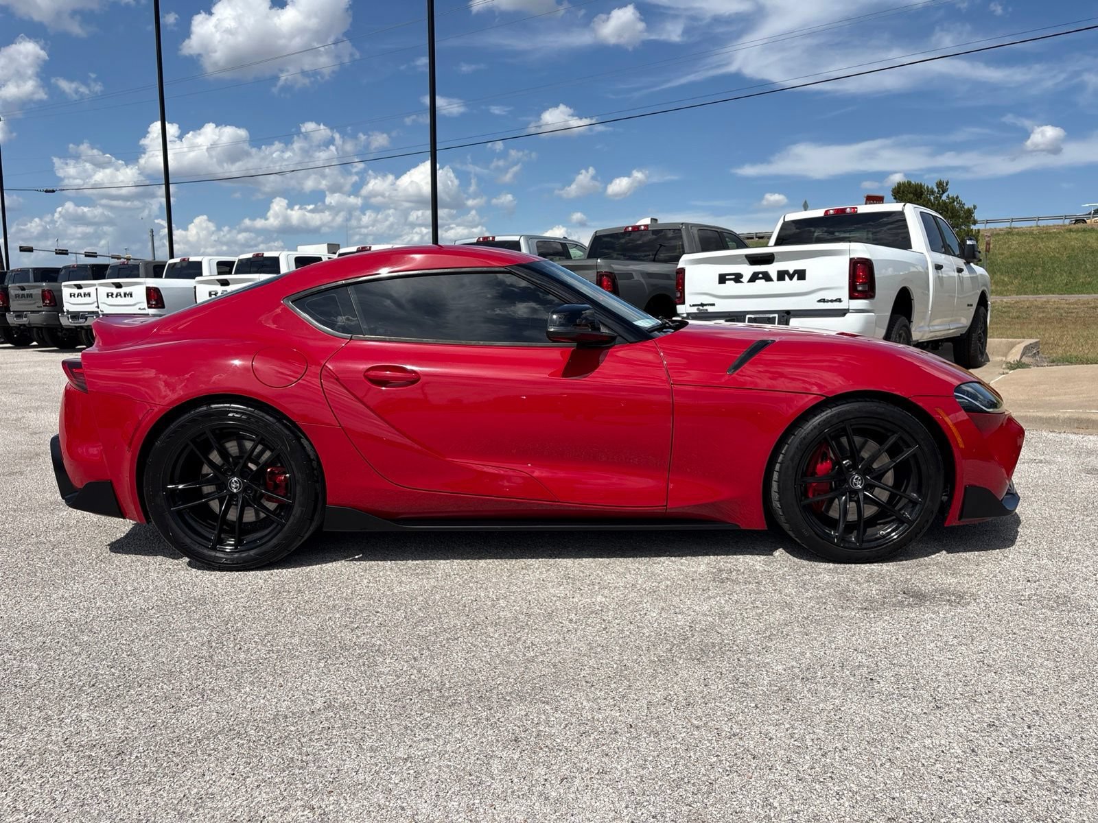 Used 2020 Toyota Supra Launch Edition w/ Driver Assist Package RWD image 7