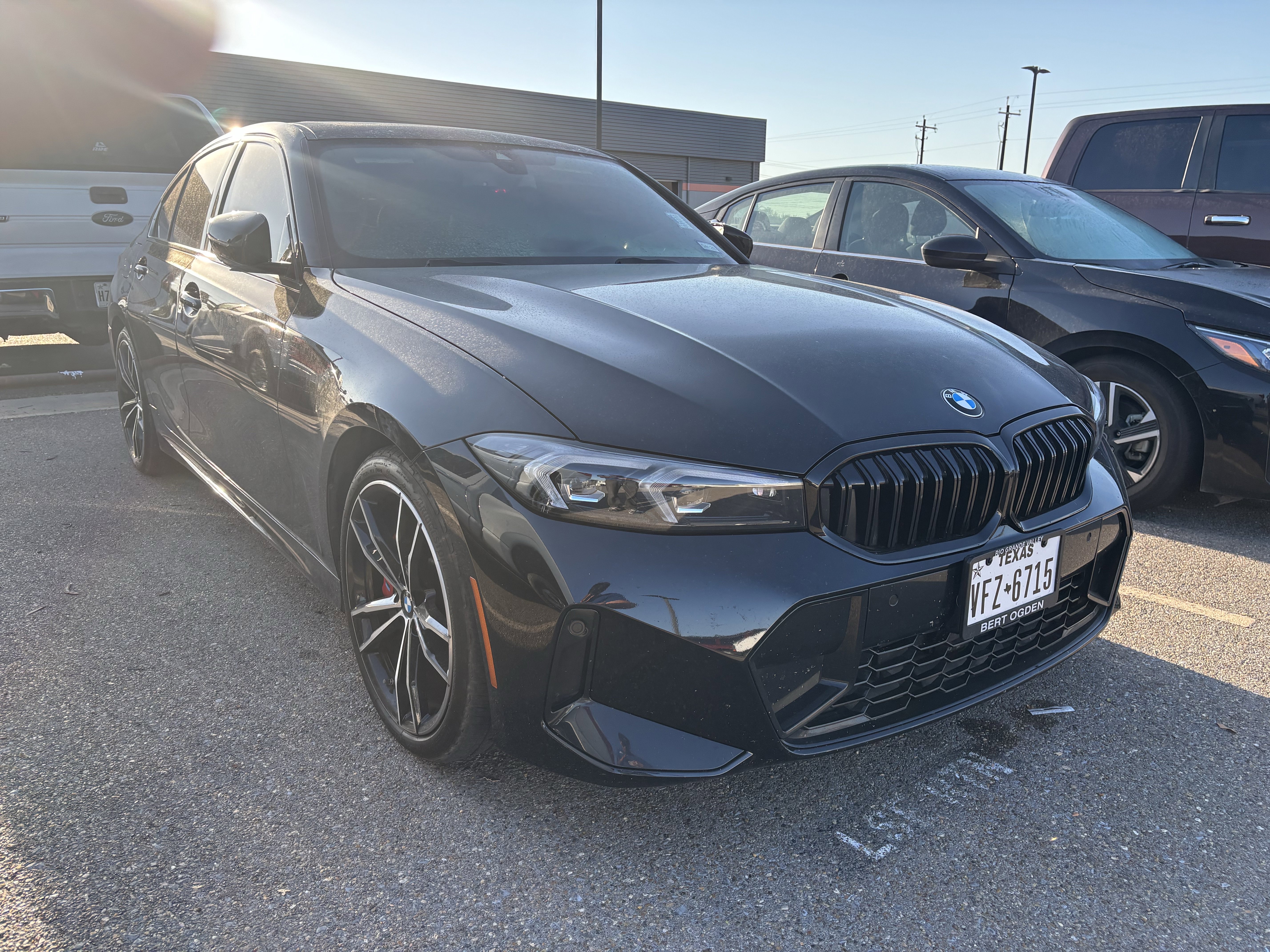 Used 2024 BMW 330i Sedan w/ M Sport Package image 10