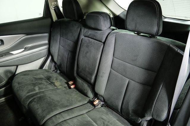 Used 2020 Nissan Murano SV FWD image 16