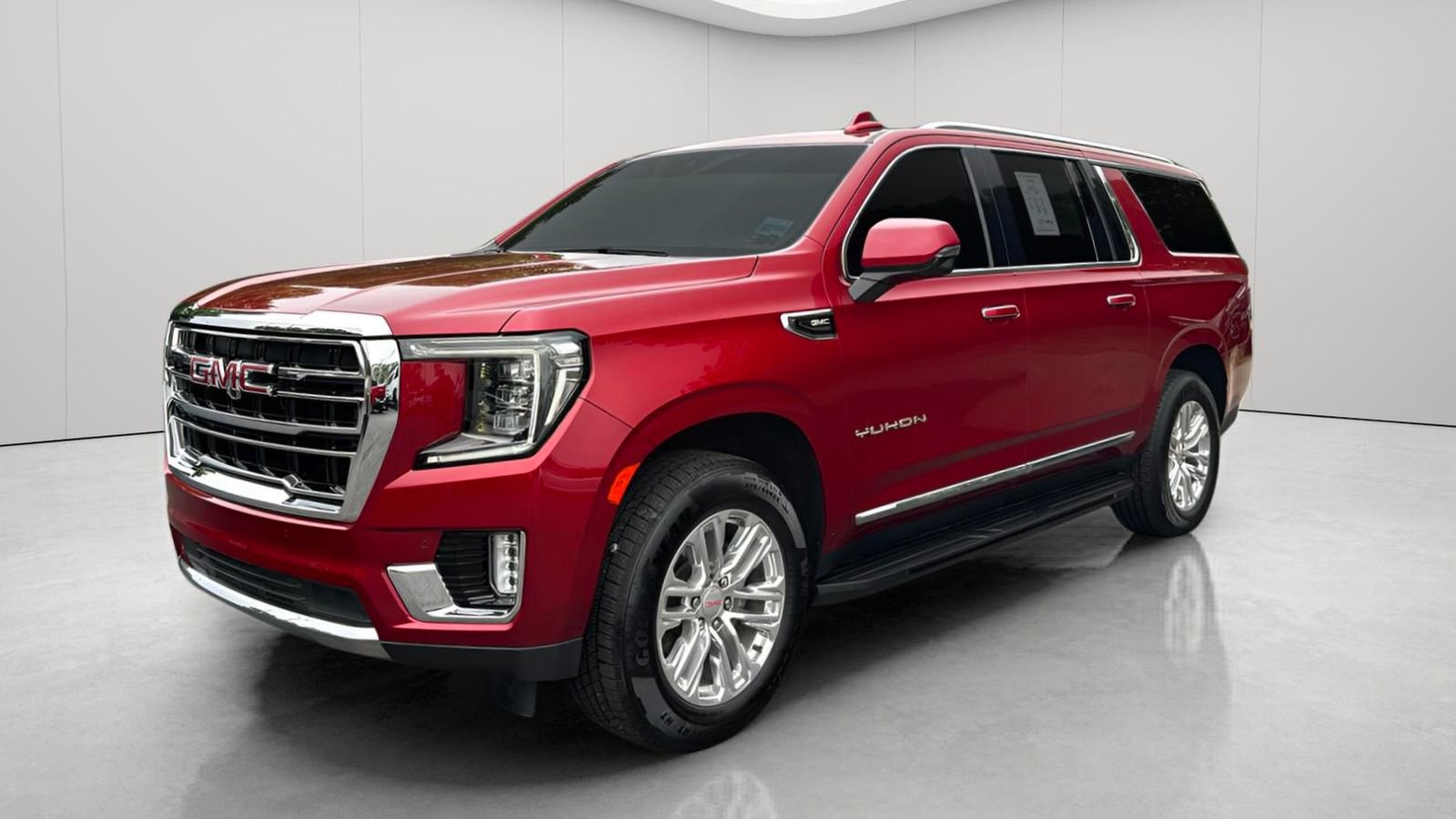 Used 2023 GMC Yukon XL SLT w/ SLT Luxury Package AWD/4WD image 10