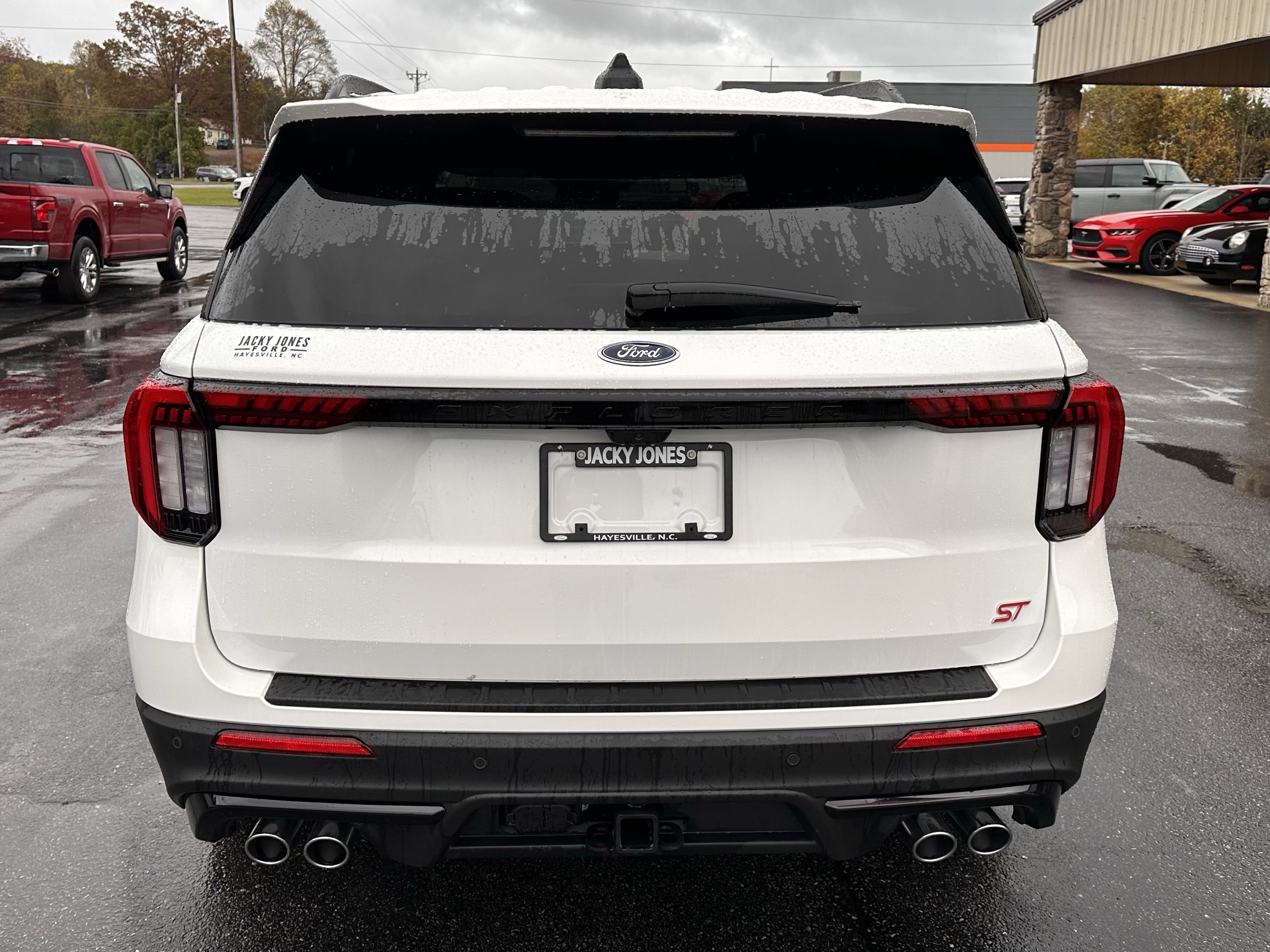 New 2026 Ford Explorer ST w/ Sun And Sound Package image 7