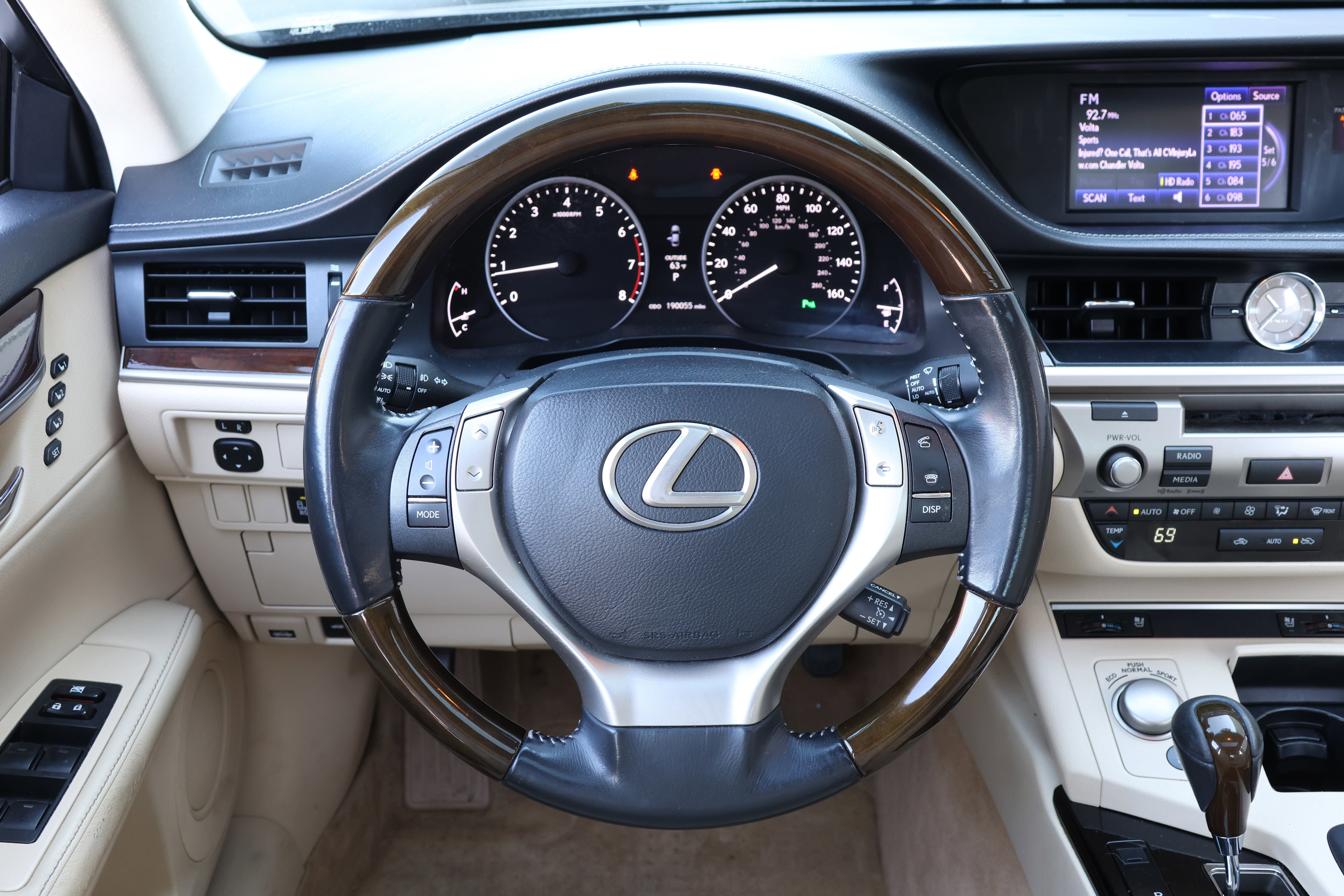 Used 2014 Lexus ES 350 image 18