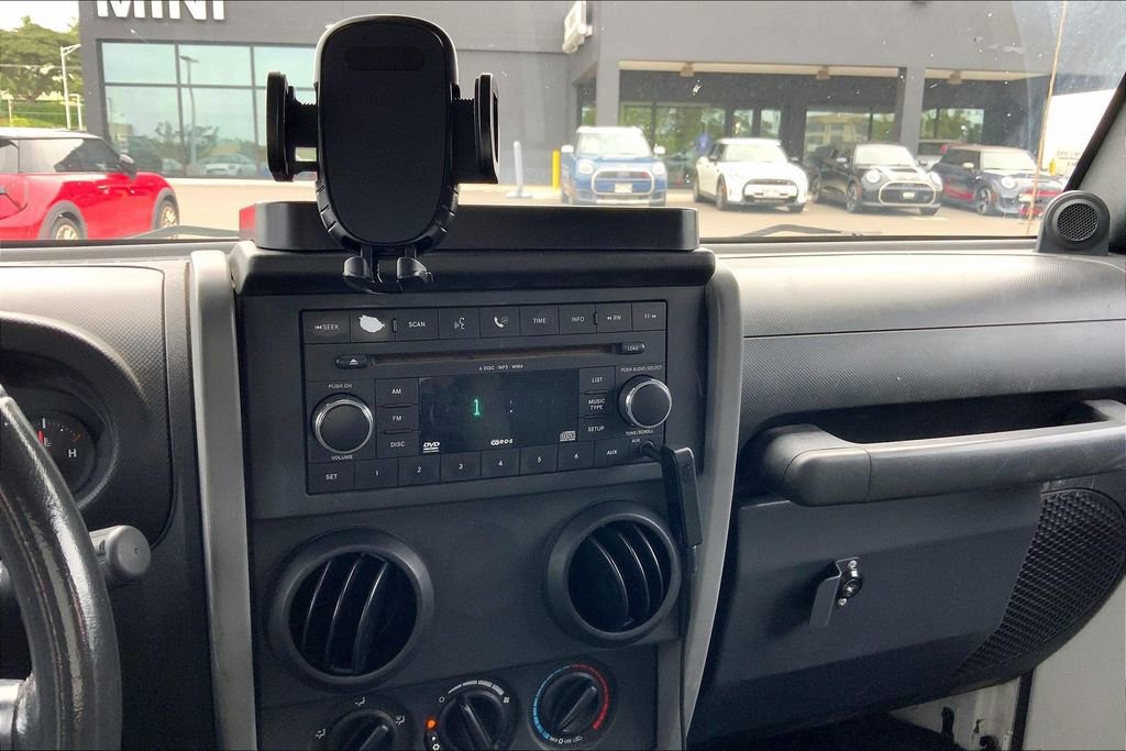 Used 2009 Jeep Wrangler X AWD/4WD image 6