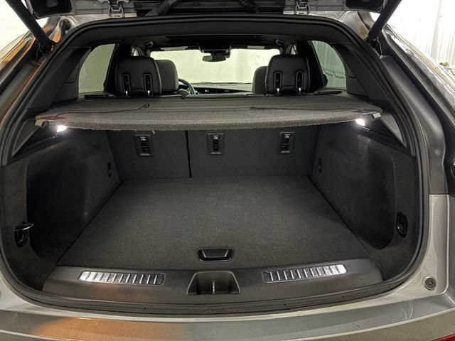 Used 2023 Cadillac XT4 Sport w/ Sun And Sound Package AWD/4WD image 12
