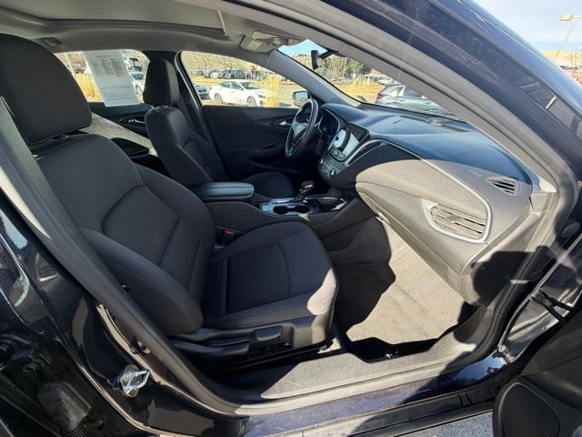 Used 2022 Chevrolet Malibu LT image 28