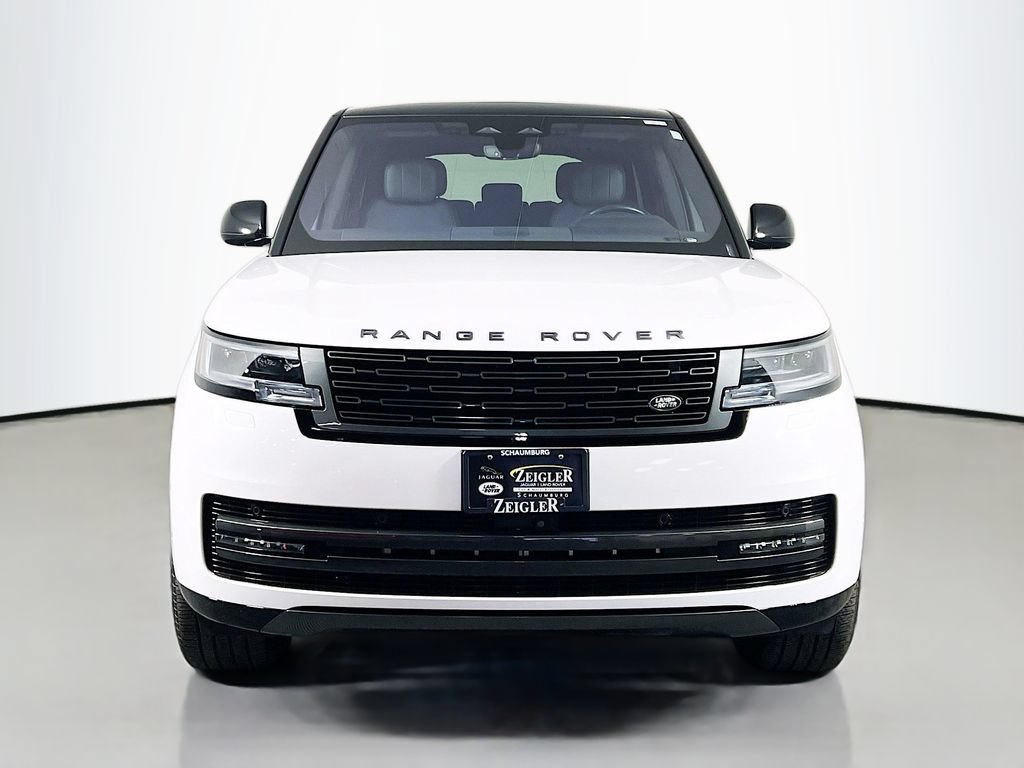 Used 2023 Land Rover Range Rover SE AWD/4WD image 2