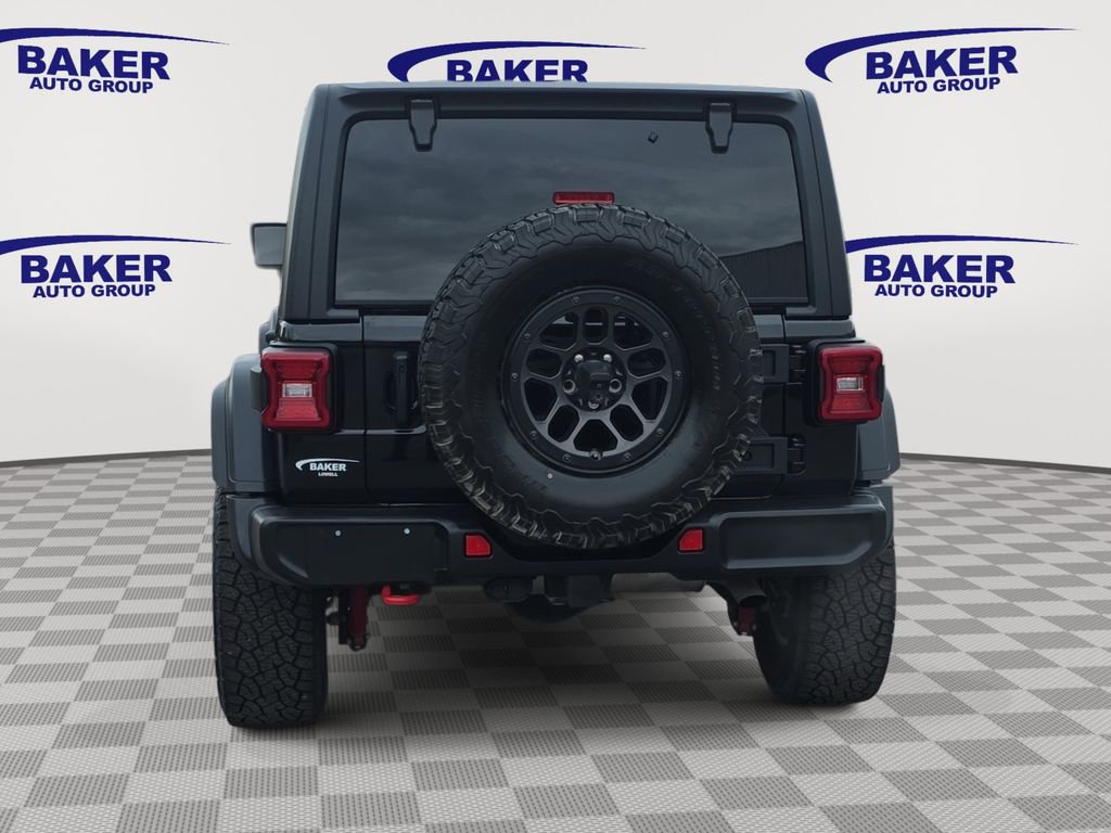 Used 2023 Jeep Wrangler Unlimited Rubicon w/ Xtreme Recon 35" Tire Package AWD/4WD image 4