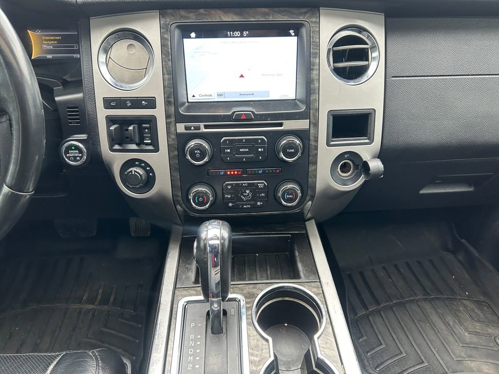 Used 2017 Ford Expedition Max Limited image 11
