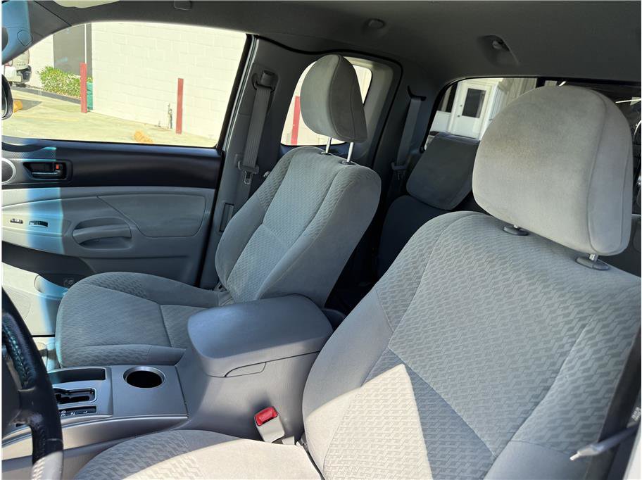 Used 2010 Toyota Tacoma 2WD Access Cab image 12