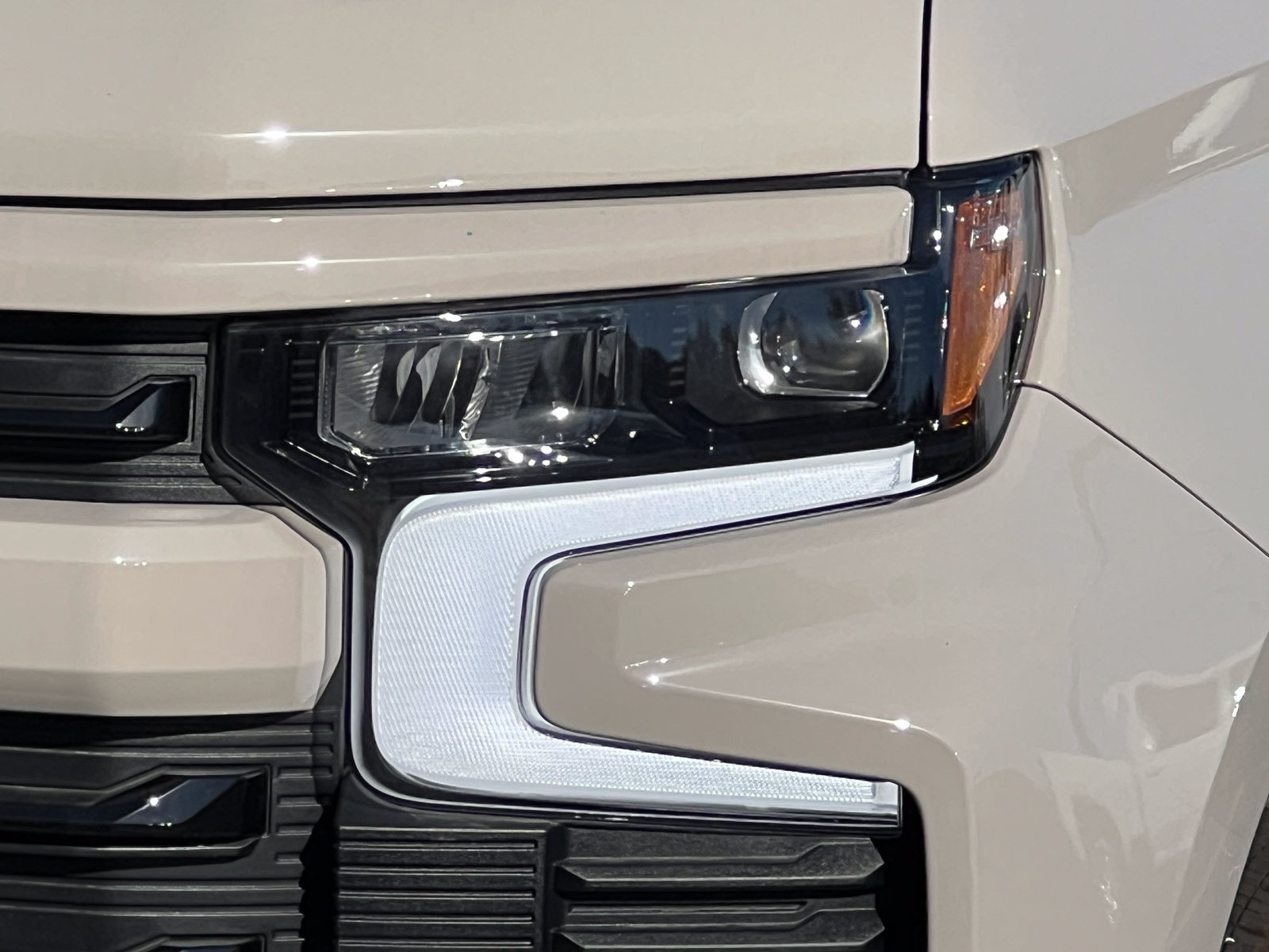 New 2026 Chevrolet Silverado 1500 RST w/ RST All Star Premium Package AWD/4WD image 38