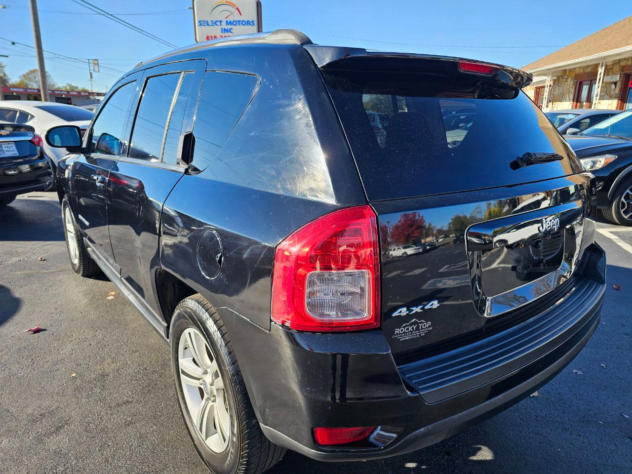 Used 2012 Jeep Compass Sport image 4