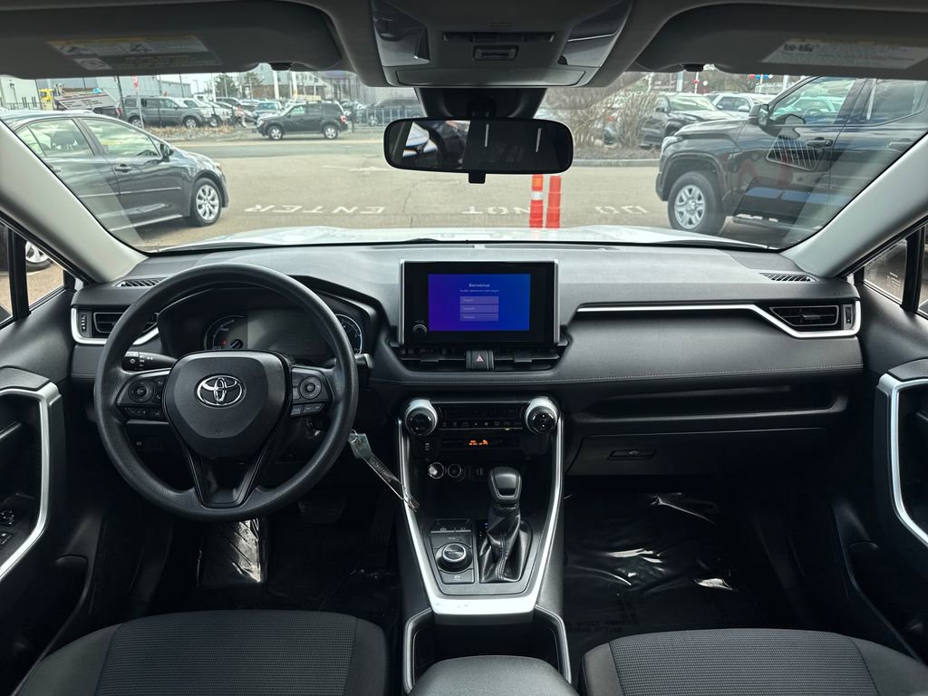 Used 2024 Toyota RAV4 LE image 11