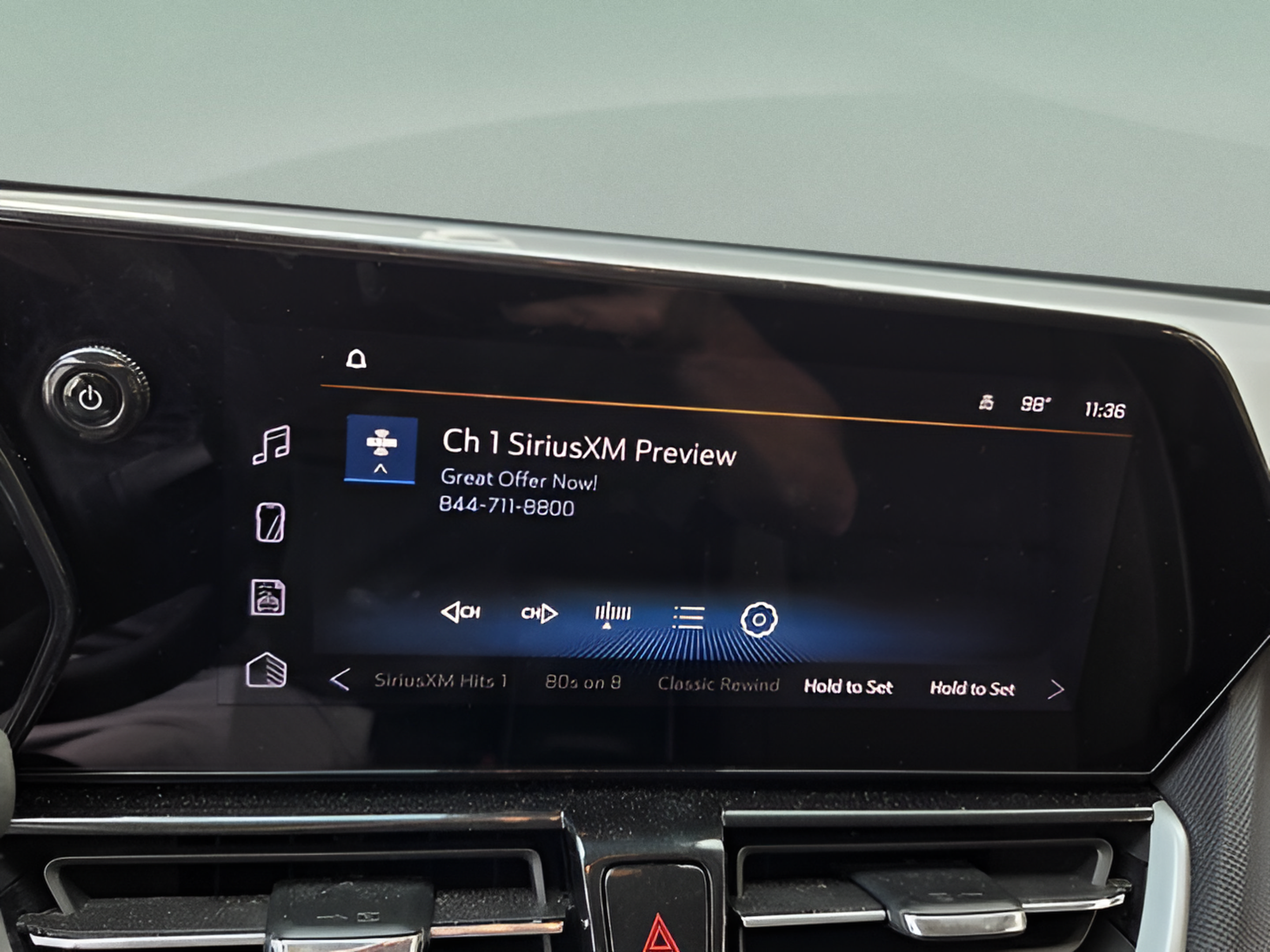 Used 2025 Chevrolet TrailBlazer LT FWD image 18
