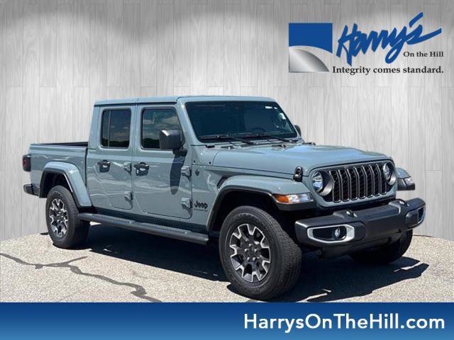 Used 2025 Jeep Gladiator Sport w/ Premium Package AWD/4WD image 1