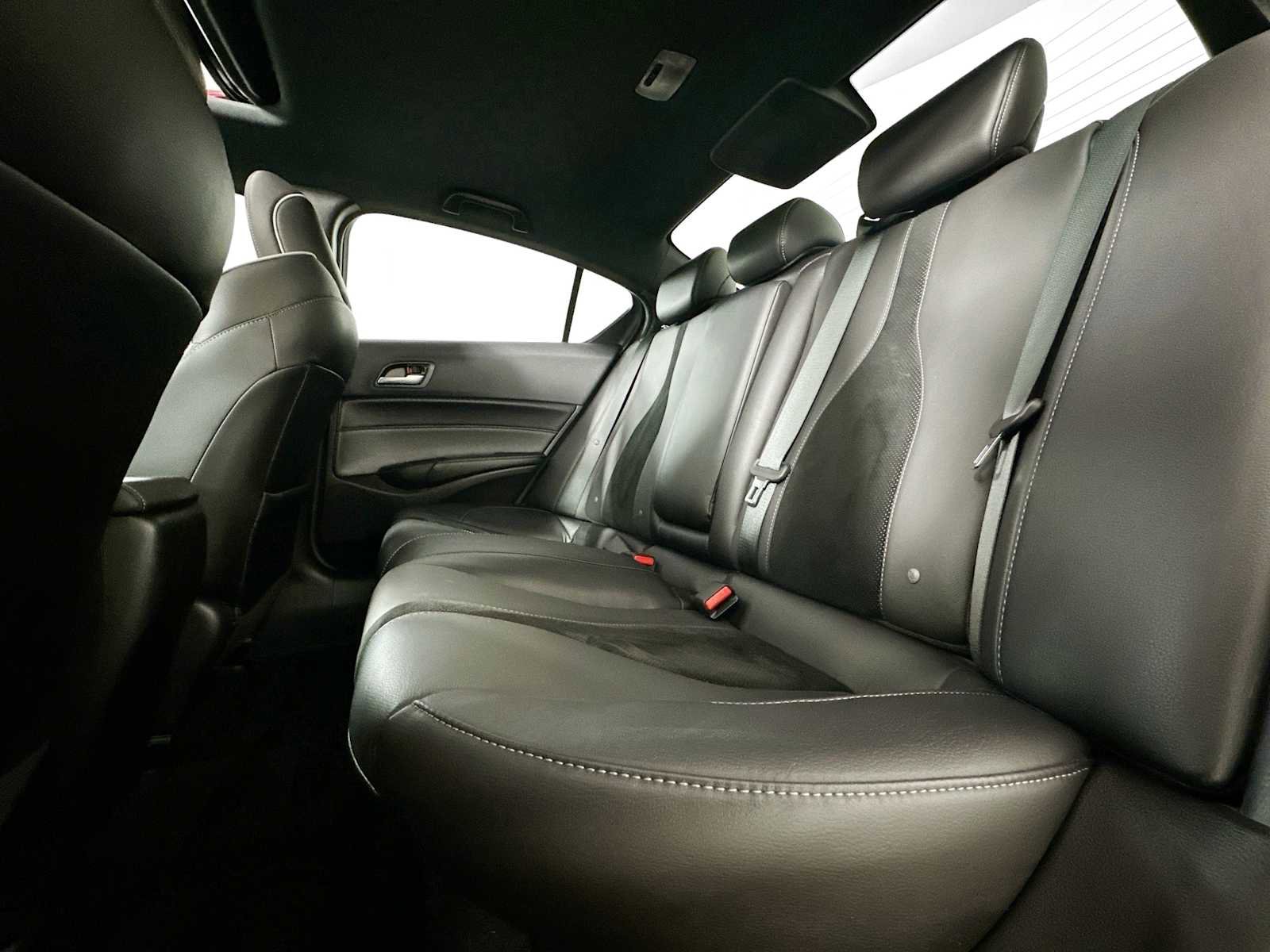 Used 2021 Acura ILX w/ Technology & A-SPEC Package image 22