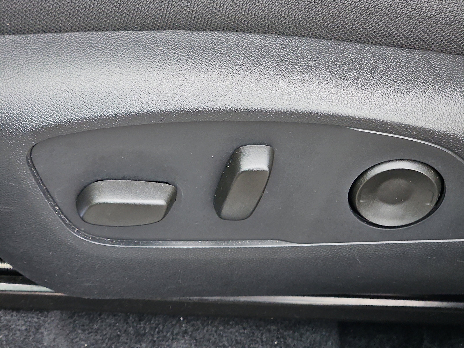 Certified 2025 GMC Acadia Elevation image 25