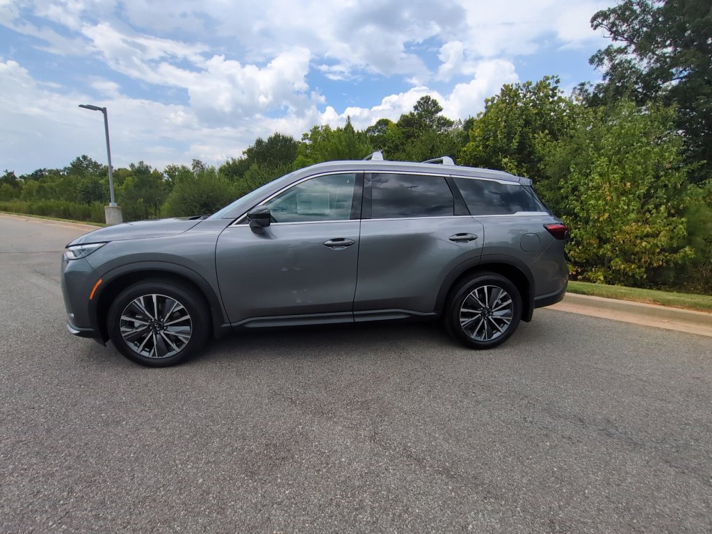 New 2027 INFINITI QX60 Luxe w/ Cargo Package AWD/4WD image 5