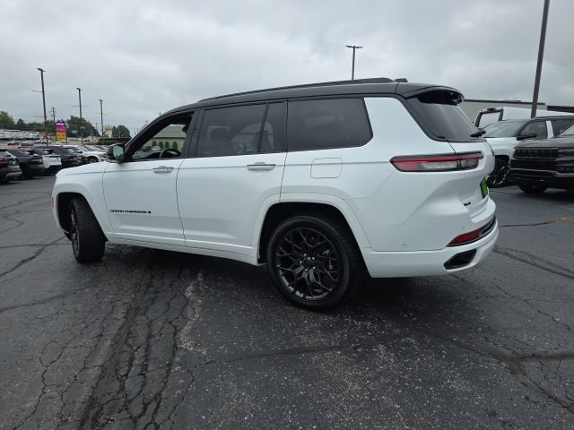 Used 2025 Jeep Grand Cherokee L Summit AWD/4WD image 4