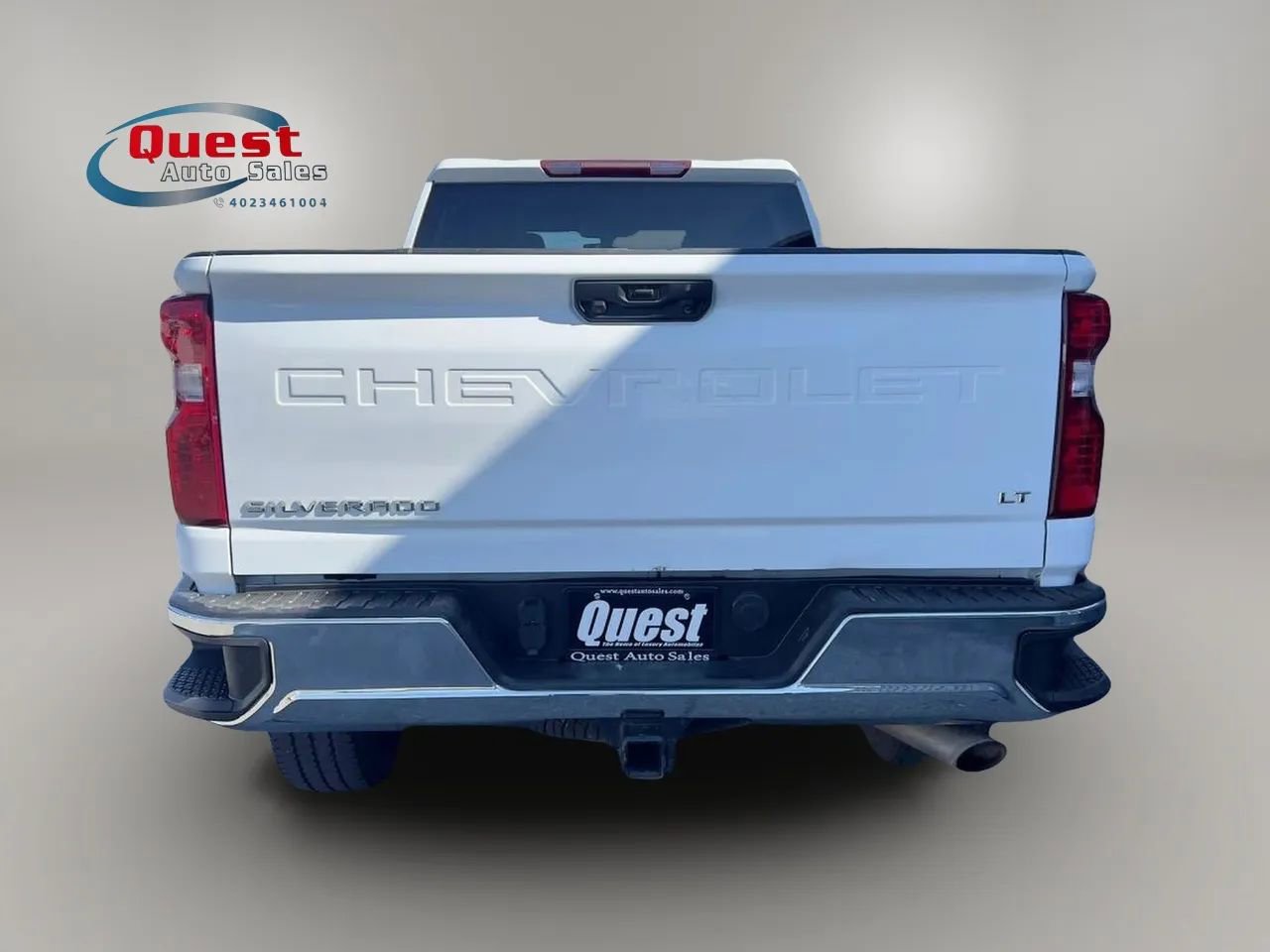 Used 2023 Chevrolet Silverado 2500 LT w/ Convenience Package AWD/4WD image 4