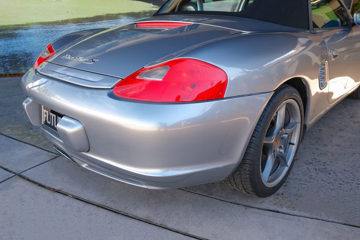 Used 2004 Porsche Boxster S RWD image 27