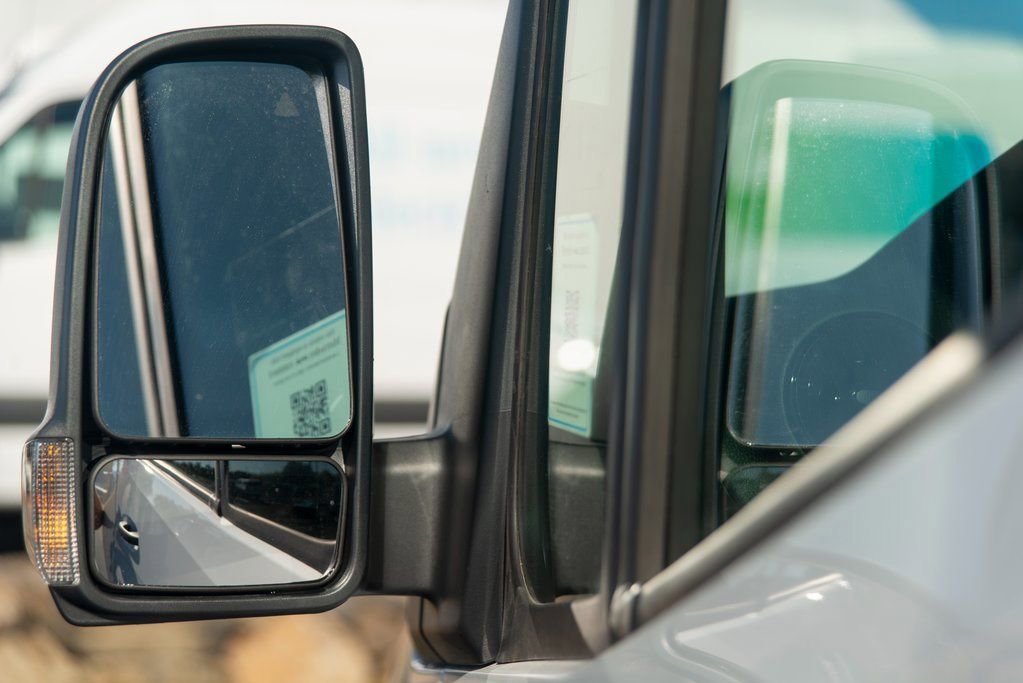 Used 2025 Mercedes-Benz Sprinter 2500 image 21