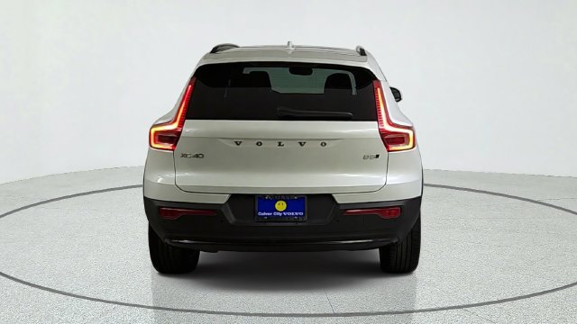 New 2026 Volvo XC40 B5 Plus w/ Protection Package Premier AWD/4WD image 6