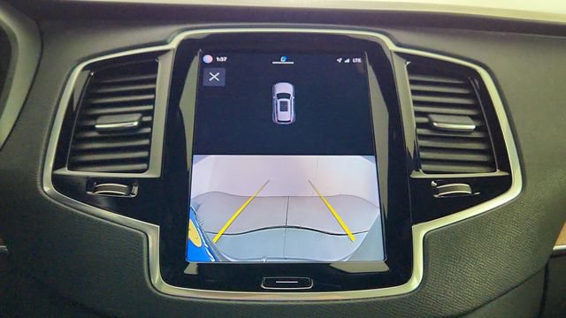 Certified 2023 Volvo XC90 B5 Plus AWD/4WD image 19