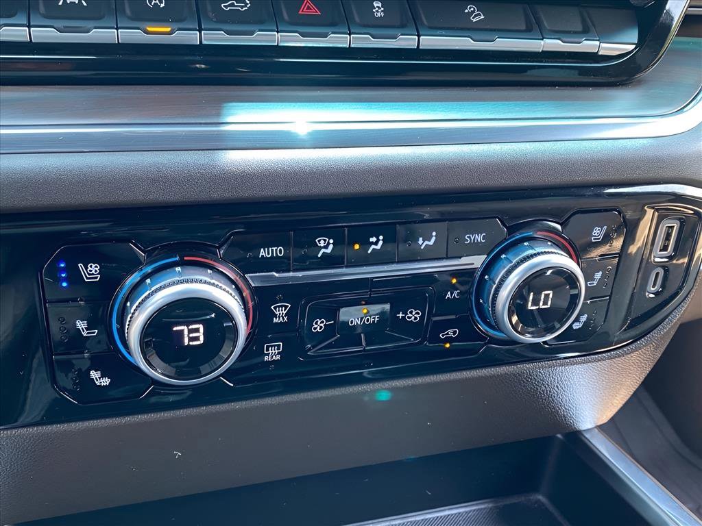 Used 2023 GMC Sierra 1500 SLT w/ SLT Premium Package image 11