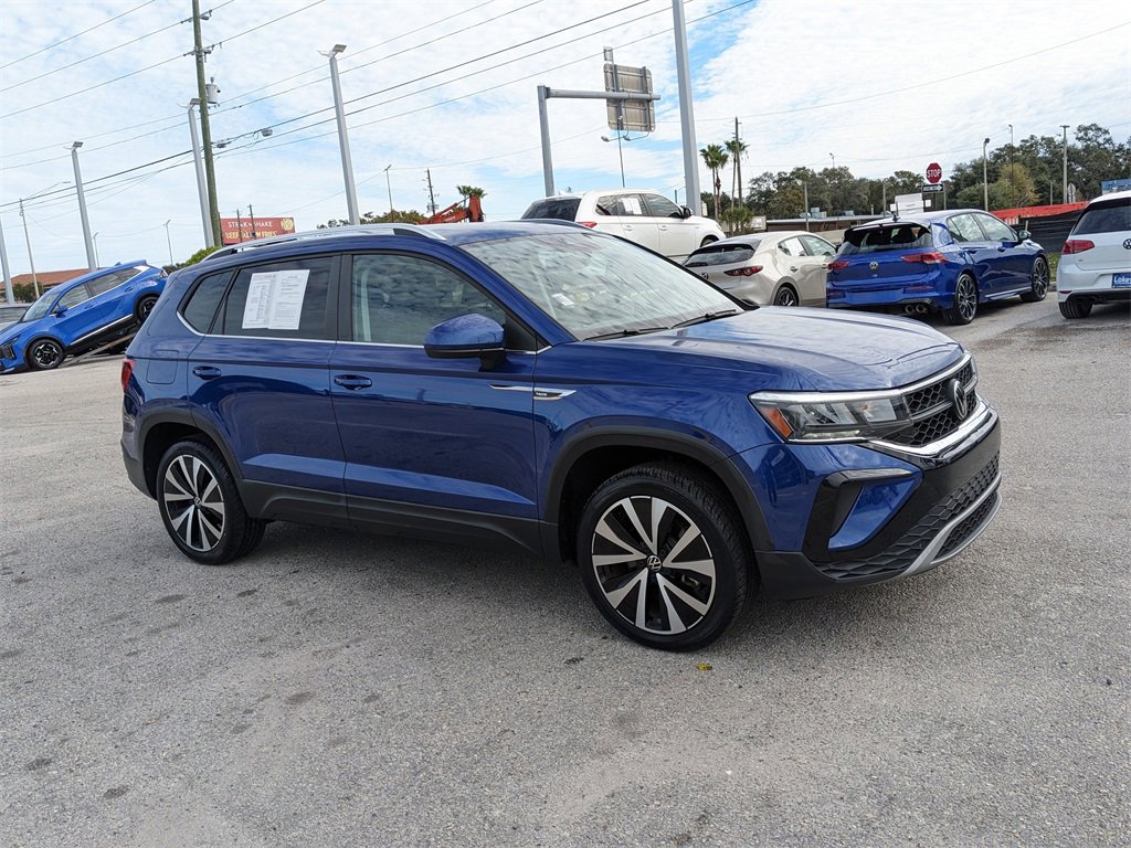 Certified 2023 Volkswagen Taos SE image 10