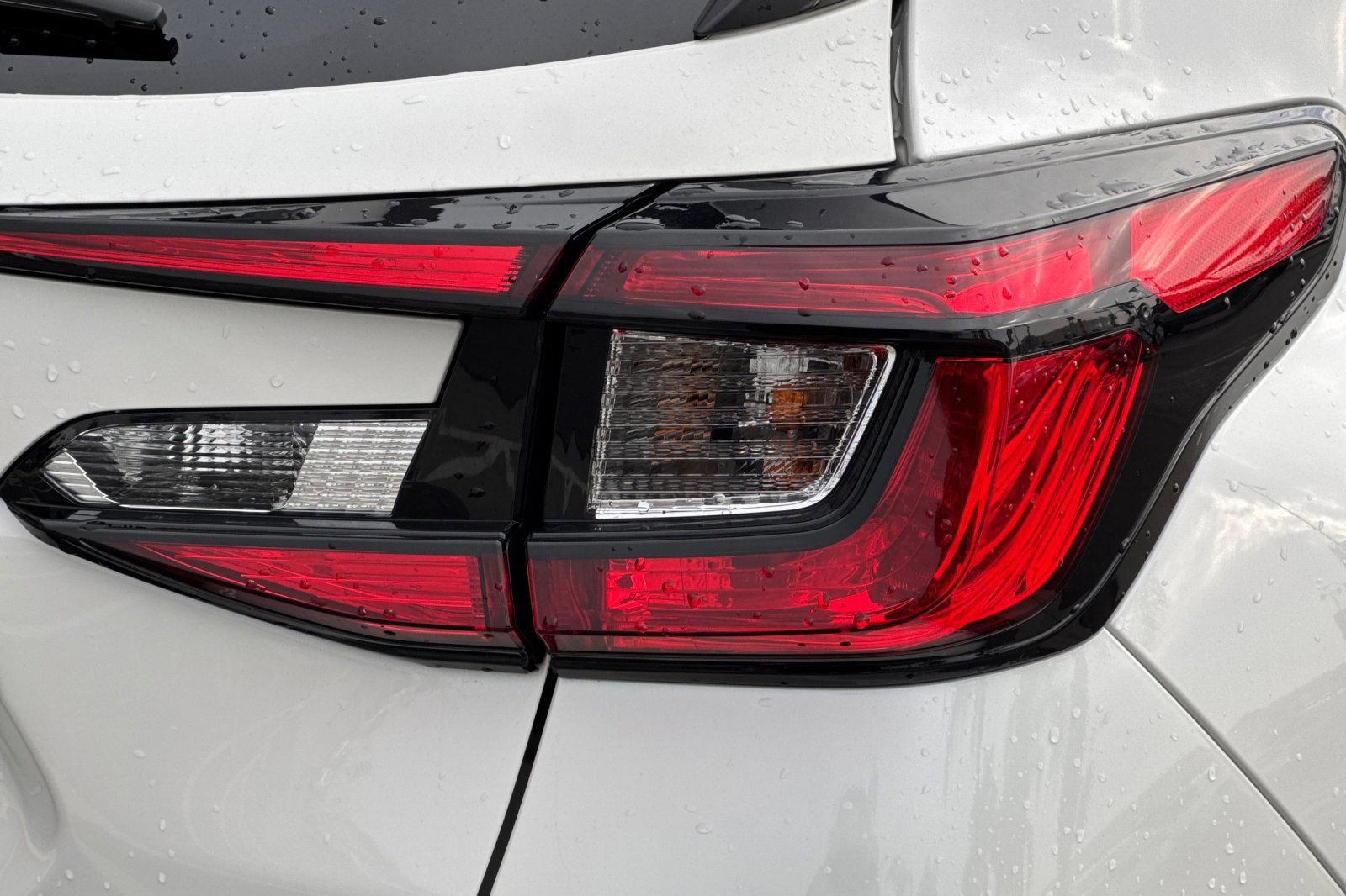 Certified 2025 Subaru Crosstrek 2.5i Limited w/ Crosstrek Mirror Package image 31