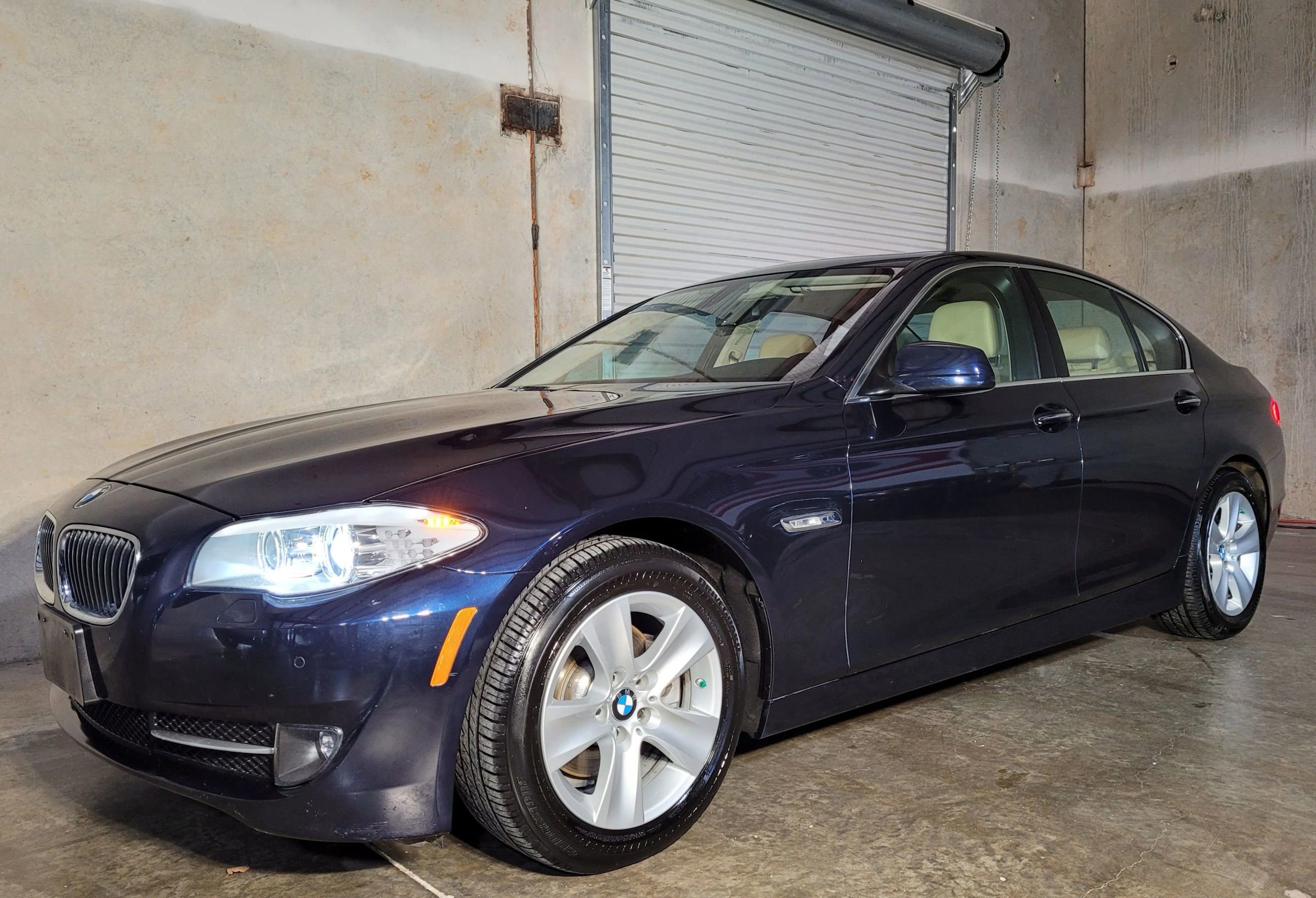 Used 2012 BMW 528i Sedan image 5
