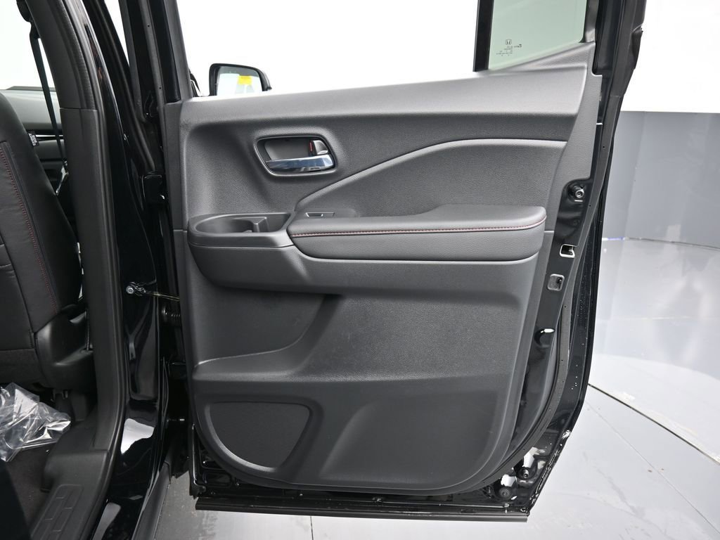 New 2026 Honda Ridgeline Black Edition image 41