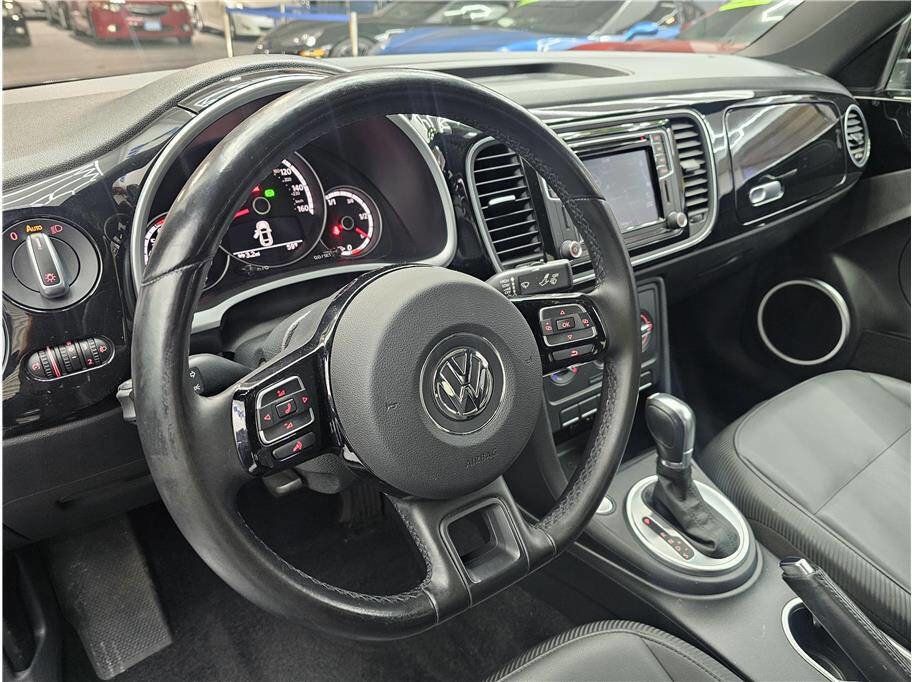 Used 2016 Volkswagen Beetle 1.8T SEL w/ Lighting Package image 10