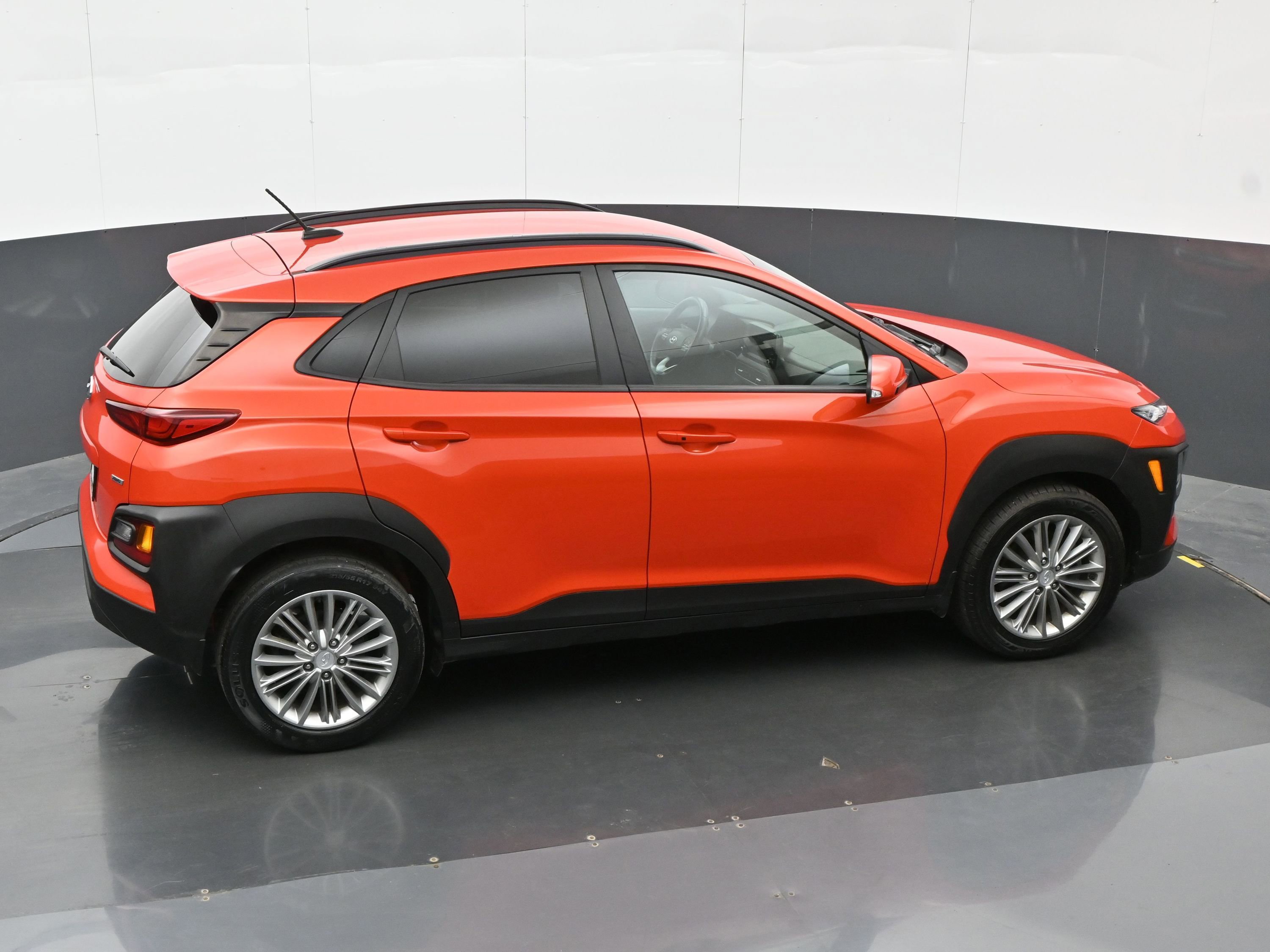 Used 2019 Hyundai Kona SEL AWD/4WD image 32