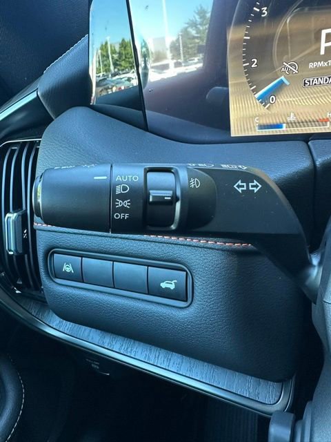 New 2026 Nissan Armada PRO-4X w/ Captain's Chari Seat Package image 37